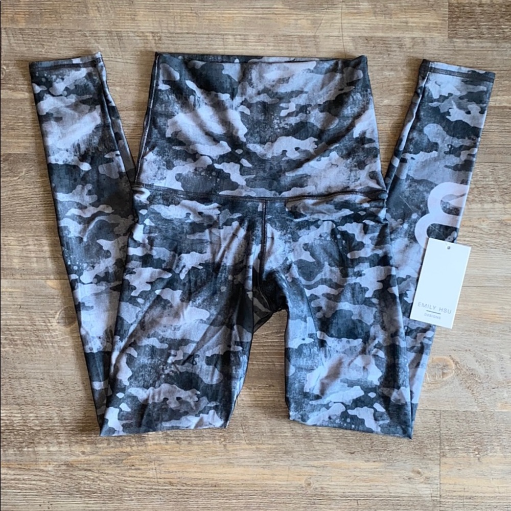 Emily Hsu leggings